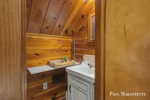 1028 Dorroll St NE, Grand Rapids, MI 49505 - Photo 21