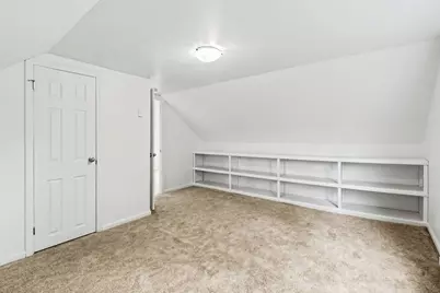 109 N Franklin Street, Ludington, MI 49431 - Photo 25