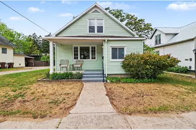 109 N Franklin Street, Ludington, MI 49431 - Photo 3