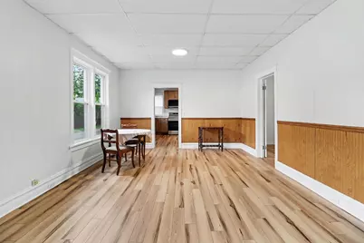 109 N Franklin Street, Ludington, MI 49431 - Photo 11