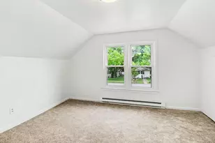 109 N Franklin St, Ludington, MI 49431 - Photo 27