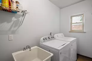 46616 Camelia Dr, Canton, MI 48187 - Photo 43