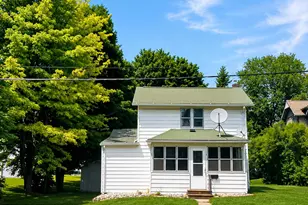 114 W Sprague St, Homer, MI 49245 - Photo 1