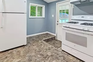 114 W Sprague St, Homer, MI 49245 - Photo 13