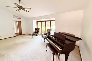 18777 Iroquois Dr, Spring Lake, MI 49456 - Photo 7