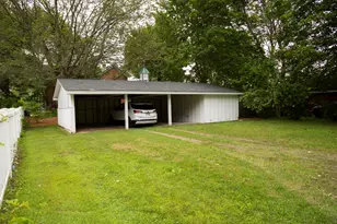 112 E Maple St, Vicksburg, MI 49097 - Photo 37