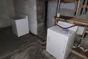 213 E High St, Jackson, MI 49203 - Photo 25