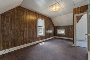 319 S 5th St, Niles, MI 49120 - Photo 19