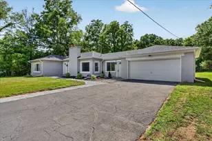 24 Bynum Dr, Battle Creek, MI 49017 - Photo 3