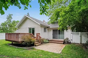 1100 Breton Rd SE, East Grand Rapids, MI 49506 - Photo 29