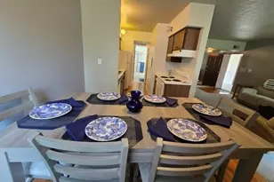 33027 Fargo St, Livonia, MI 48152 - Photo 11