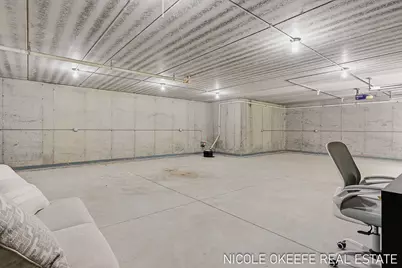 566 Stonehenge Drive SW, Grandville, MI 49418 - Photo 59