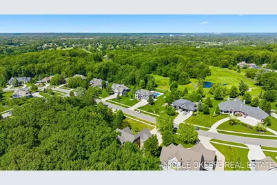 566 Stonehenge Drive SW, Grandville, MI 49418 - Photo 81