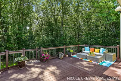 566 Stonehenge Drive SW, Grandville, MI 49418 - Photo 65