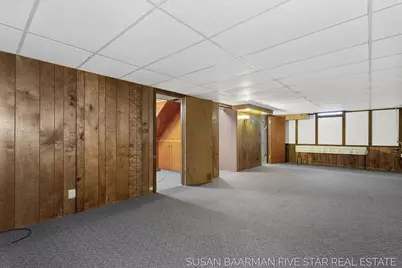 300 W 27th Street, Holland, MI 49423 - Photo 33