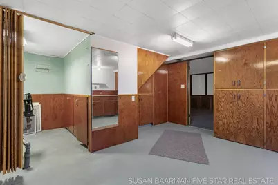 300 W 27th Street, Holland, MI 49423 - Photo 29