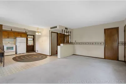 300 W 27th Street, Holland, MI 49423 - Photo 5