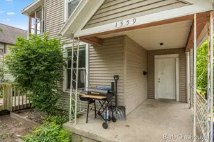 1559 Forrest Ave NE, Grand Rapids, MI 49505 - Photo 3