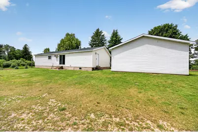 5110 N Cedar Lake Road NE, Edmore, MI 48829 - Photo 15