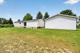 5110 N Cedar Lake Road NE, Edmore, MI 48829 - Photo 15