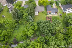 1955 Millbank St SE, Grand Rapids, MI 49508 - Photo 3