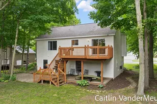 11035 Timberline Dr, Allendale, MI 49401 - Photo 7