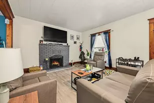 154 Waterman Ave, Coldwater, MI 49036 - Photo 5
