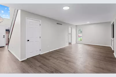 2260 Bordeaux Street, West Bloomfield, MI 48323 - Photo 27