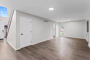 2260 Bordeaux St, West Bloomfield, MI 48323 - Photo 27