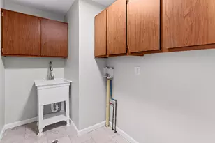 2260 Bordeaux St, West Bloomfield, MI 48323 - Photo 23