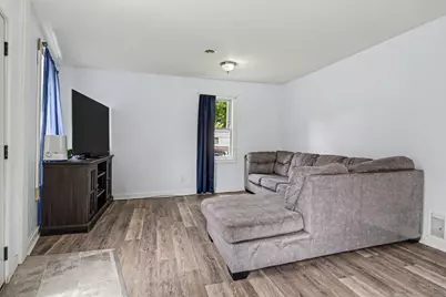 307 E Telegraph Street, Dowagiac, MI 49047 - Photo 3