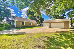 319 Holly St SW, Wyoming, MI 49548 - Photo 3