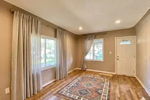319 Holly St SW, Wyoming, MI 49548 - Photo 9
