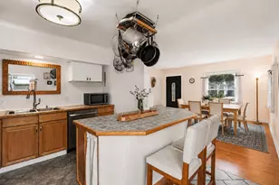 27623 Brettonwoods St, Madison Heights, MI 48071 - Photo 5