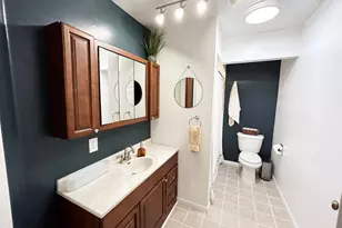27623 Brettonwoods St, Madison Heights, MI 48071 - Photo 9