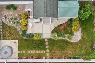 29390 Saddlebred Ln, Dowagiac, MI 49047 - Photo 5