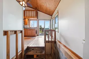 303 Cranberry Lake Rd, Jackson, MI 49201 - Photo 5