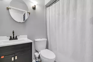 500 W Jolly Rd, Lansing, MI 48910 - Photo 13