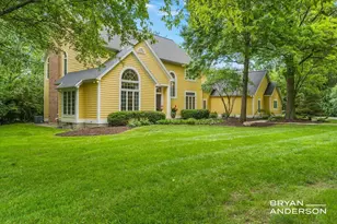 1015 Bradford Hollow Ln NE, Grand Rapids, MI 49525 - Photo 3