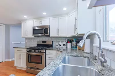 27061 Curtis Drive, Edwardsburg, MI 49112 - Photo 5