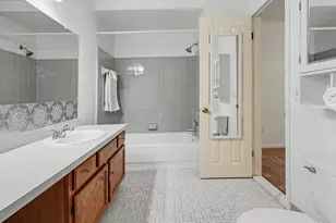 7360 S Kingston Ct, Westland, MI 48185 - Photo 9