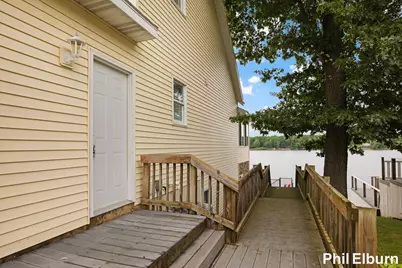3611 Holiday Drive, Greenville, MI 48838 - Photo 7