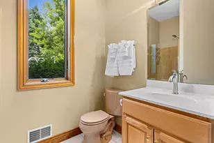 120 Castle Ridge Dr, Battle Creek, MI 49015 - Photo 11