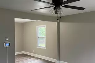 216 Ardmoor Dr, Battle Creek, MI 49037 - Photo 5