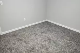 216 Ardmoor Dr, Battle Creek, MI 49037 - Photo 19