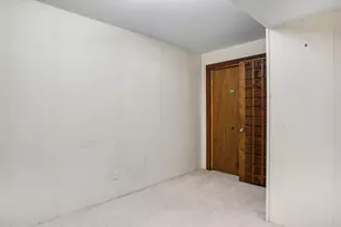 540 Roundtree Dr NE, Ada, MI 49301 - Photo 31