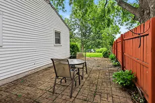 2207 Homecrest Ave, Kalamazoo, MI 49001 - Photo 15