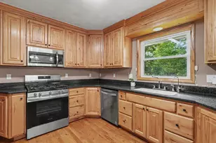 328 Milton Ave, Battle Creek, MI 49017 - Photo 11