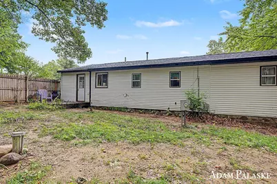 3542 Holiday Drive, Greenville, MI 48838 - Photo 7