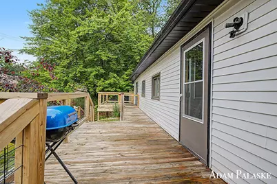 3542 Holiday Drive, Greenville, MI 48838 - Photo 3